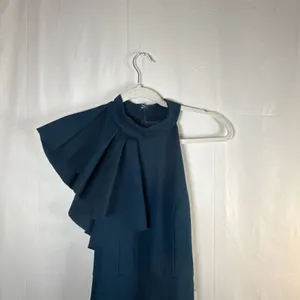 Lulus Margeaux Teal Cape Sleeveless Long Gown Size Small NWT thumbnail 2