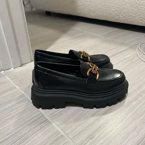 Black Platform Loafers H&M thumbnail 3