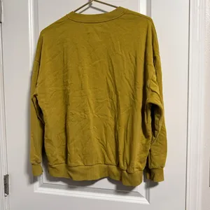 American Eagle Ahh-Mazingly Soft Sweatshirt Womens Med Chartruese Green Crewneck thumbnail 5