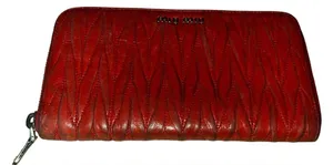 Miu Miu Matelassé Leather Wallet Red Quilted Zip Logo Hardware SOLD AS IS thumbnail 1