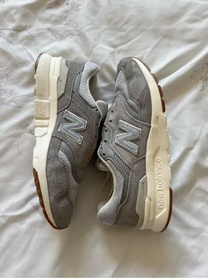 New Balance | 997h Grey White Suede Sneakers | US8 thumbnail 3