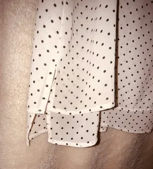 Forever21 Black Polka Dot And White Blouse  thumbnail 4