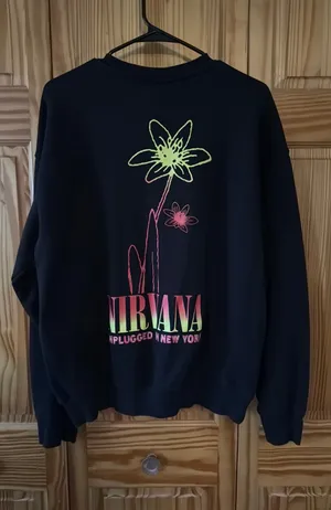 H&M Nirvana Sweatshirt loose fit thumbnail 1