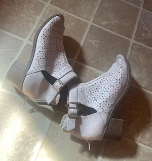 Toe Cut Heels Pink Size 6 thumbnail 3