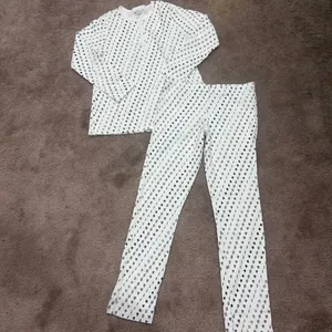 Roller Rabbit X Peleton Hearts and lightning Henley Pajamas 100% Cotton Small thumbnail 2
