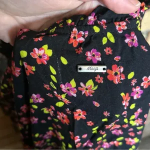 NWT Maaji Black Floral Viscose Short Flowy Mini Dress Size Medium thumbnail 6