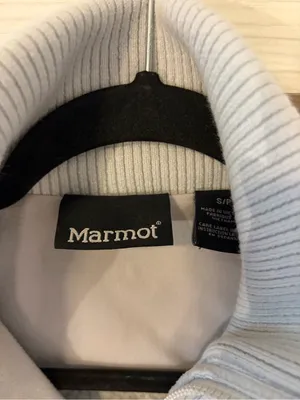 Marmot Jacket Women's Sz Small Gray Full Zip High Neck Zipper Pockets Thick Warm thumbnail 2