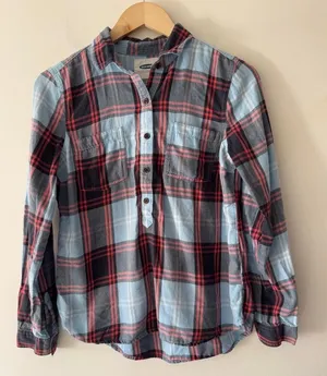 Old Navy‎ Blue and Red 100% Cotton Plaid Flannel Long Sleeve Shirt thumbnail 1