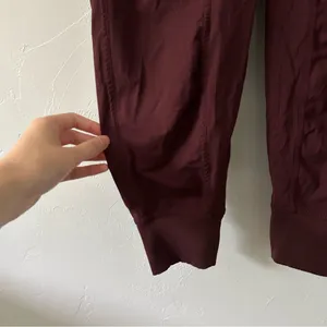 Lululemon Dance Studio Joggers in Cassis Burgundy Size 8 thumbnail 6