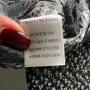 Elloh The Grayson Black Ditzy Blue Floral Smocked Puff Sleeve‎ Square Neck Dress thumbnail 10
