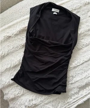 Aritzia Black Top  thumbnail 2