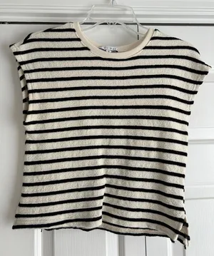Boutique Striped Top thumbnail 1