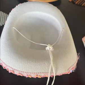 White Cowboy Hat with Pink Star and Heart Sunglasses NWOT thumbnail 3