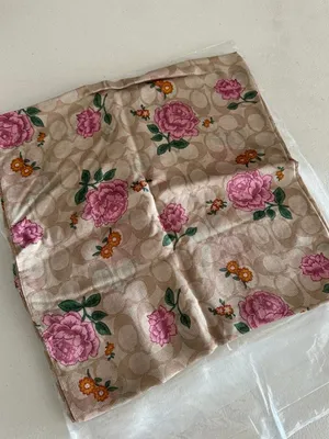 NWT Coach Signature Prairie Rose Print Oblong Scarf 661 Light Khaki thumbnail 1