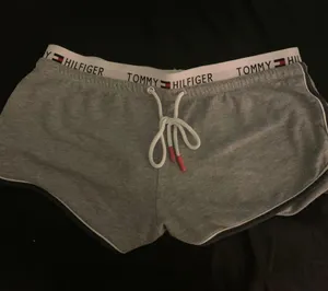 Tommy Hilfiger Shorts thumbnail 1