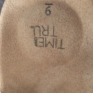 TIME and TRU Womens Clog Faux Beige Fur Size 9 Comfort Insole New thumbnail 4