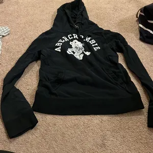 ‎Abercrombie large sweater pullover thumbnail 2