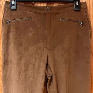 Abercrombie &‎ Fitch Faux Vegan Suede High Rise Ankle Zip Pants Caramel Size 4 thumbnail 4