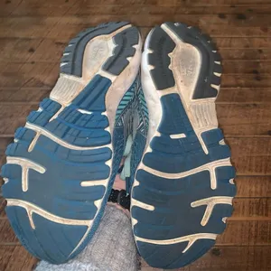 Brooks running two tone blue athletic 8.5B tennis shoes thumbnail 2