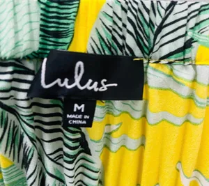 Lulus Chase the Sun Yellow Tropical Print Pleated Crop Top - M thumbnail 8