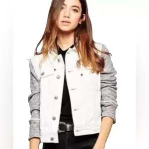 Free‎ People Knit Sleeve & Knit Hood Distressed White Denim Jean Jacket Size XS thumbnail 3