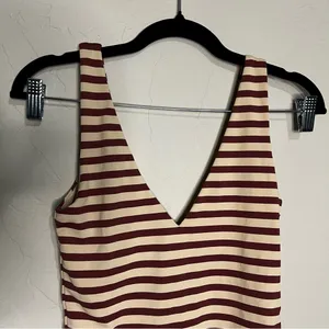 Babaton Aritzia Contour Striped Mauve Cream Double V-Neck‎ G String Bodysuit thumbnail 4