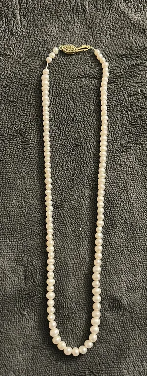 Pearl Necklace White thumbnail 1