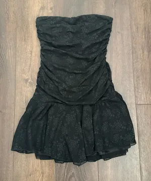 Cotton Candy LA Black mini dress with roses thumbnail 1