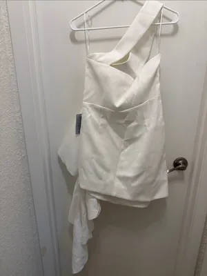 Elliatt Convergence Dress in Ivory NWT thumbnail 4