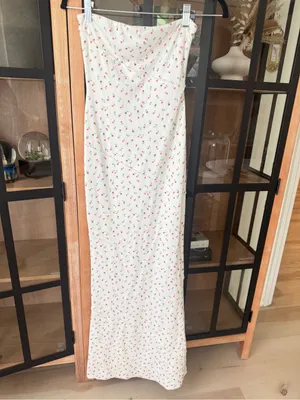 Princess Polly ditsy floral strapless maxi dress bodycon ribbed oscar lined thumbnail 2
