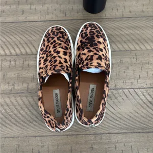 Steve Madden sneakers thumbnail 4