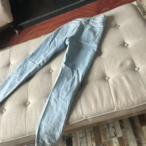 Adika‎ Light Washed Distressed Denim Jeans Size XS thumbnail 7
