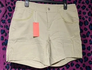 Flamingo khaki shorts 2XL NWT thumbnail 1