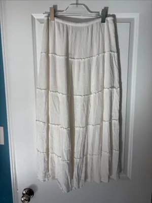 Garage White Long Tiered Gauzy Maxi Skirt Size Medium thumbnail 6