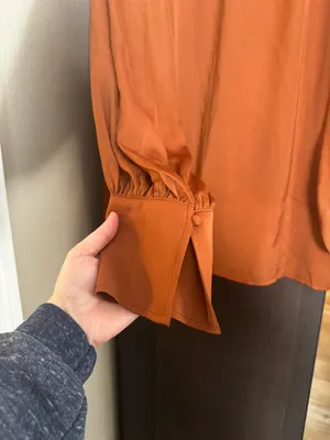 Banana‎ Republic Rust Brown V-Neck Long Sleeve Blouse thumbnail 7