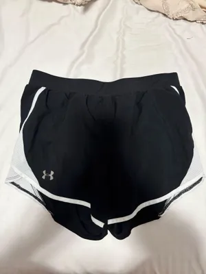 Under Armour Shorts thumbnail 1