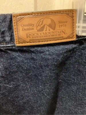 Rockies WOMENS 15/16 Dark Indigo boot cut Jeans thumbnail 4