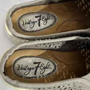 Vintage 7 eight, slides metallic silver 7.5 thumbnail 3