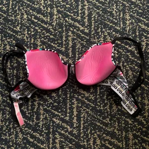 Victoria's Secret PINK Bra thumbnail 2