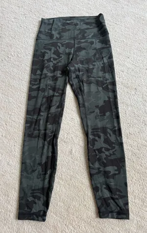Lululemon Leggings Camo thumbnail 1