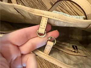 Michael Kors Vanilla Jet Set Travel Signature MK Tote Bag thumbnail 12