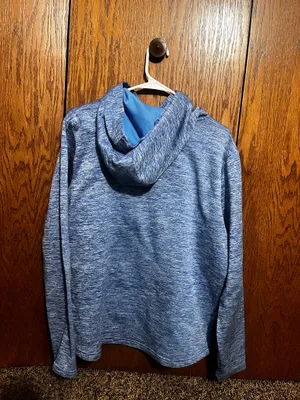 Women’s Under Armour Sweatshirt thumbnail 2