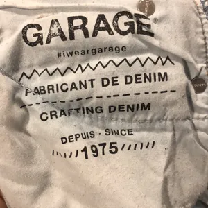 Garage Light Wash Distressed Straight Leg Jeans thumbnail 8