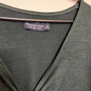 Abercrombie & Fitch Tie Front Sweater‎ Top Long Sleeve Green Soft A&F Cozy Small thumbnail 3
