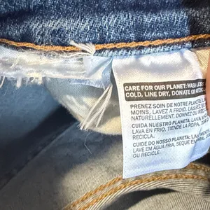 Levi's Wedgie Straight Fit Jeans in Unstoppable Wear Dark Wash‎ Size 24 thumbnail 11