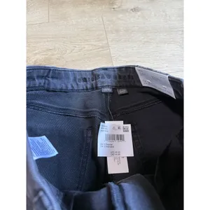 NWT Womens American Eagle curvy mom jean stretch black super high‎ rise 12 31W thumbnail 3