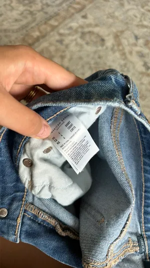 American Eagle High-Rise Straight Jeans thumbnail 6