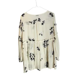 Figueroa & Flower Embroidered Floral Peasant Tunic Blouse, Size XL/18W thumbnail 6