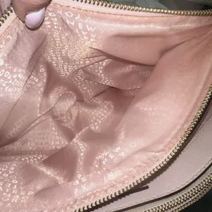 Excellent Condition Kate Spade New York Leighann Laurel Way Blush Pink Tote Bag thumbnail 8
