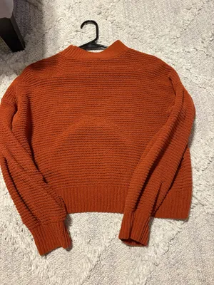 Orange Hollister sweater  thumbnail 2